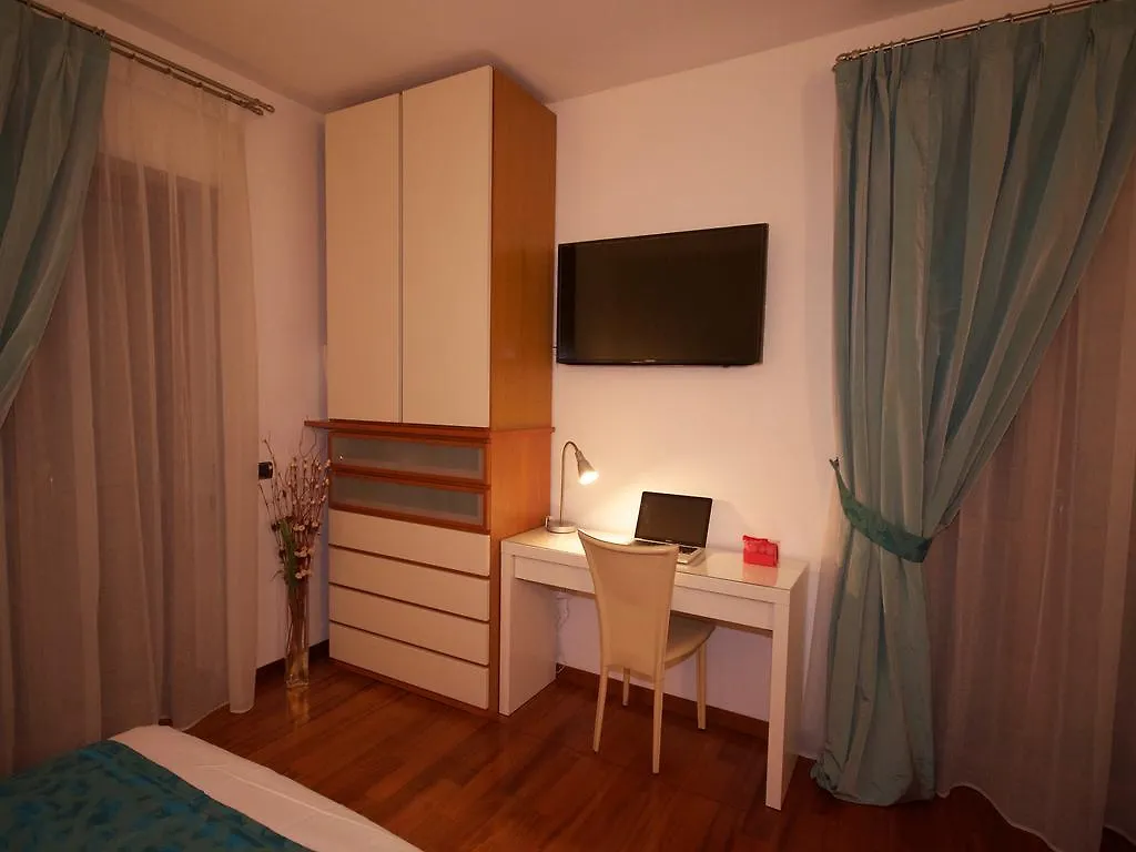 Bed & Breakfast B&B Milano Inganni Italy